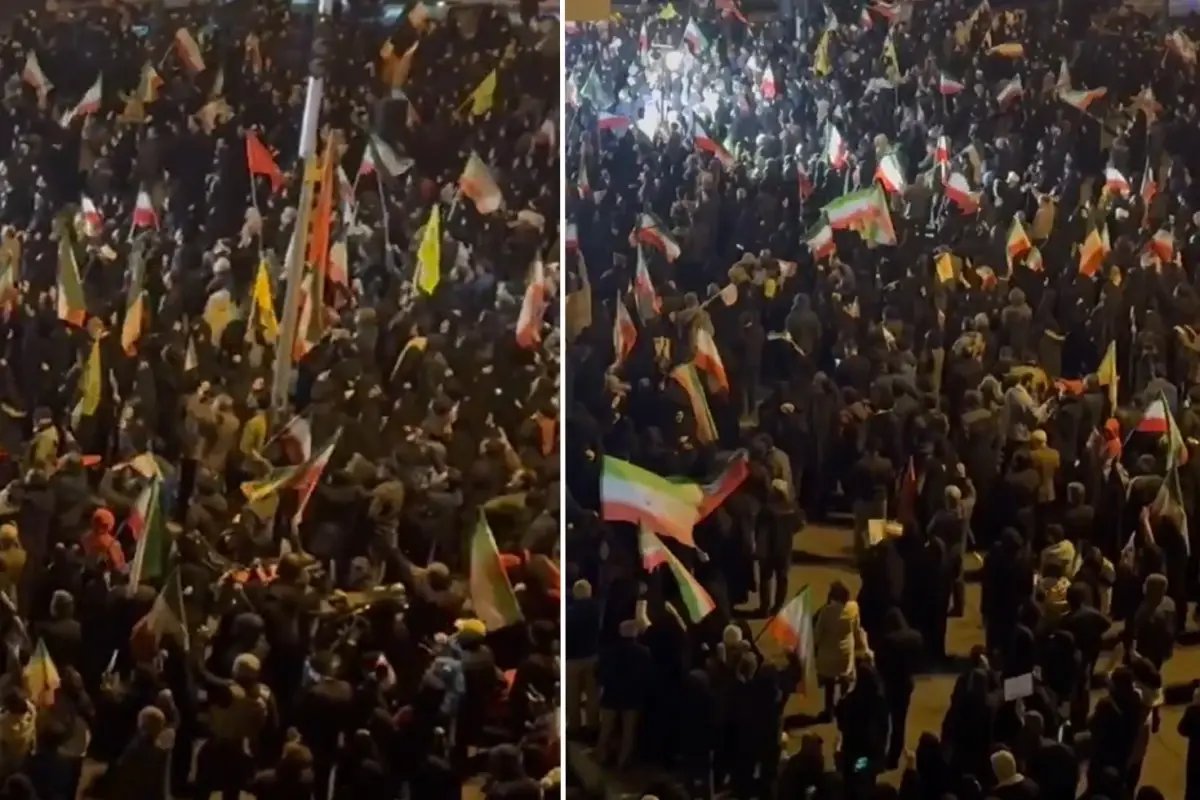 İran'da binlerce kişi Hamaney için sokaklara döküldü