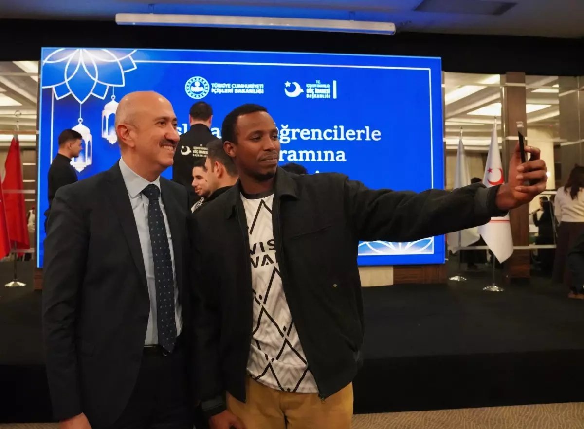 Uluslararası öğrencilere İçişleri Bakanlığı'ndan iftar programı