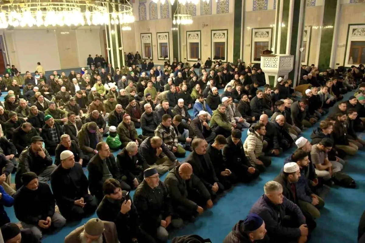 Bilecik'te 'Kur'an-ı Kerim Ziyafeti' programına yoğun ilgi