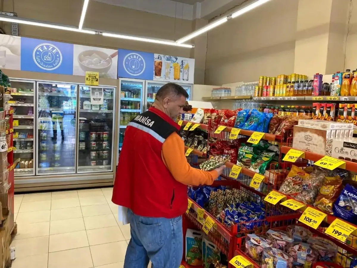 Sarıgöl'de gıda işletmeleri mercek altında