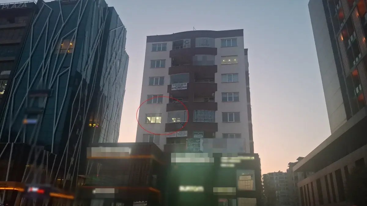 Bursa'da güzellik merkezinde 2 kişi başından vurulmuş halde bulundu: 1 ölü, 1 yaralı