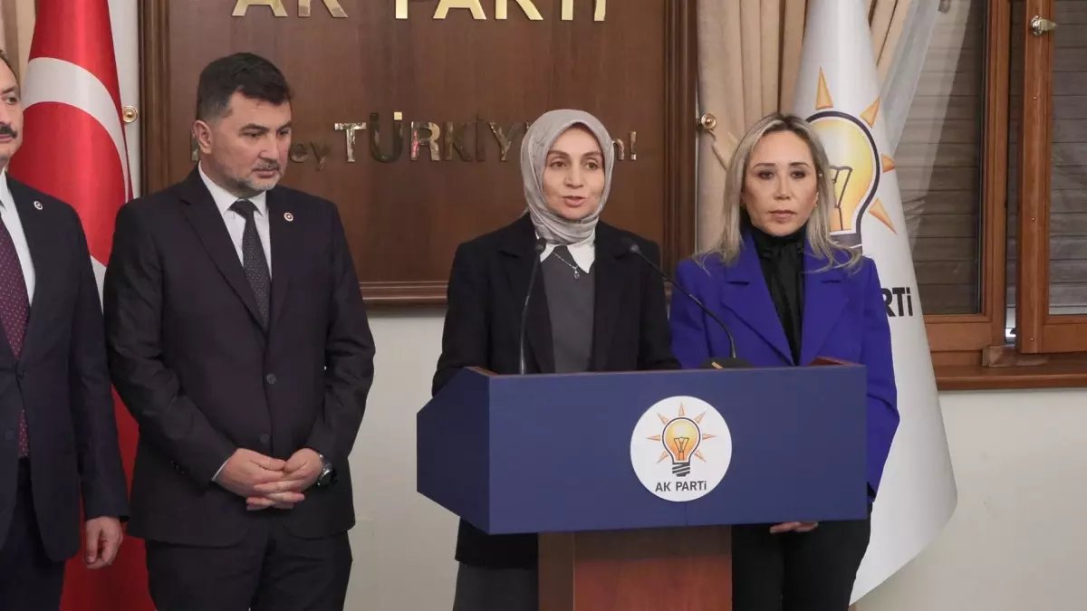 Sanal medyaya 15 yaş düzenlemesini de içeren kanun teklifi TBMM'de