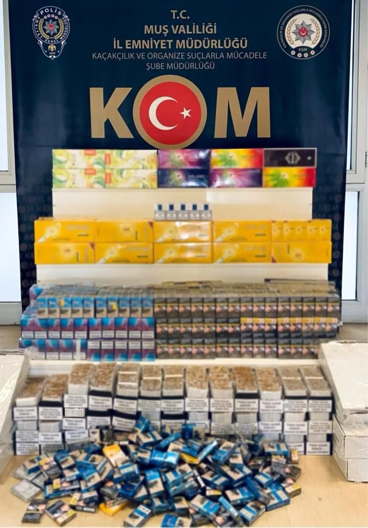 Muş'ta 2 bin 216 paket gümrük kaçağı sigara ele geçirildi