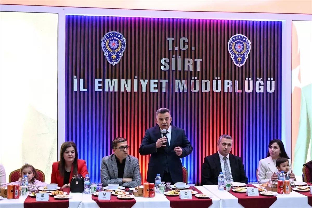Siirt'te adliye ve emniyet personeli iftarda buluştu