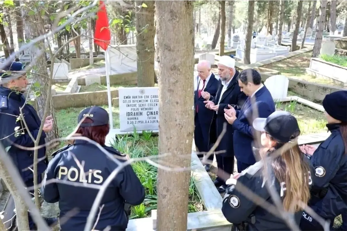 Kırklareli'nde şehit polis İbrahim Çınar kabri başında anıldı