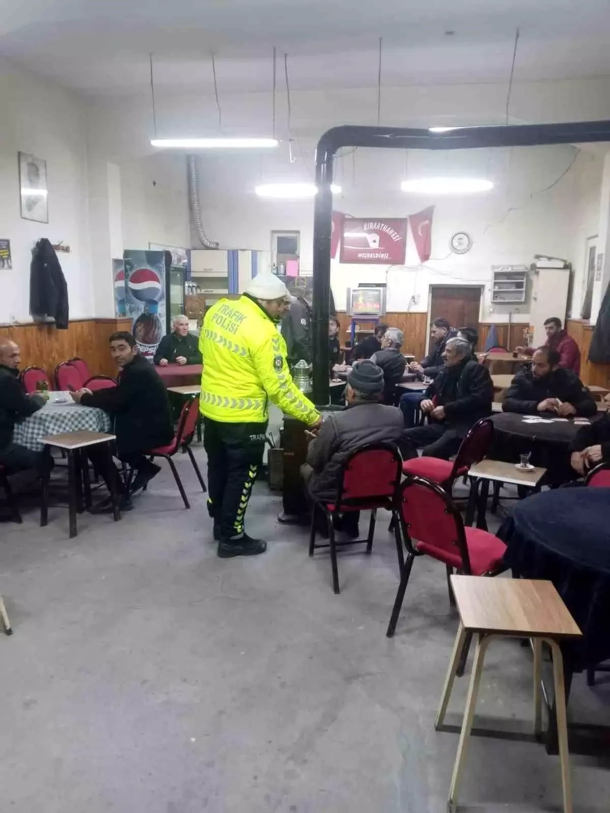 Tomarza'da vatandaşlar trafik ve dolandırıcılık konularında bilgilendirildi