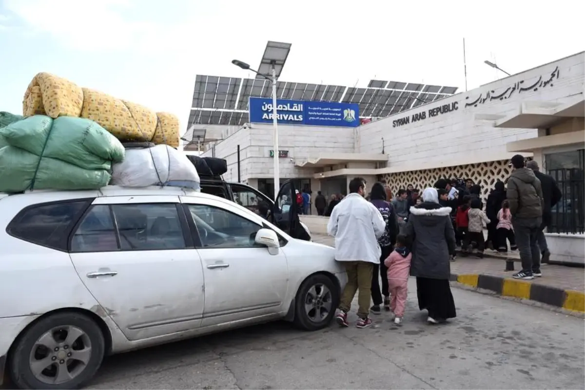 Albüm: İsrail Saldırıları Nedeniyle Lübnan'daki Suriyeli Mülteciler, Ülkelerine Dönmeye Başladı