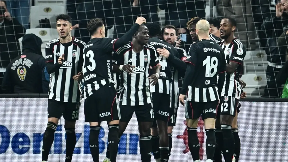 Beşiktaş - Rizespor maç kadrosu! Muhtemel 11'ler belli oldu mu?