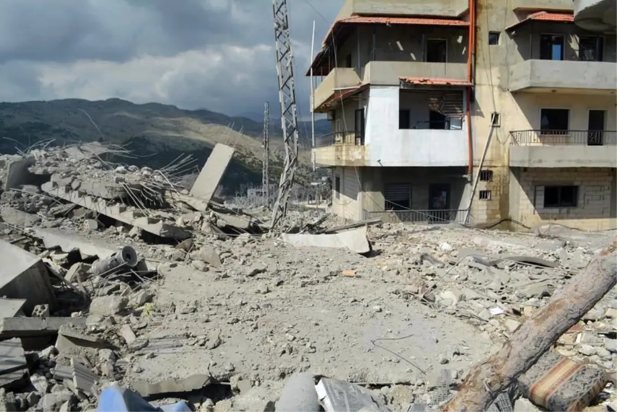 Albüm: İsrail, Lübnan'ın Çeşitli Bölgelerine Yoğun Hava Saldırıları Düzenledi