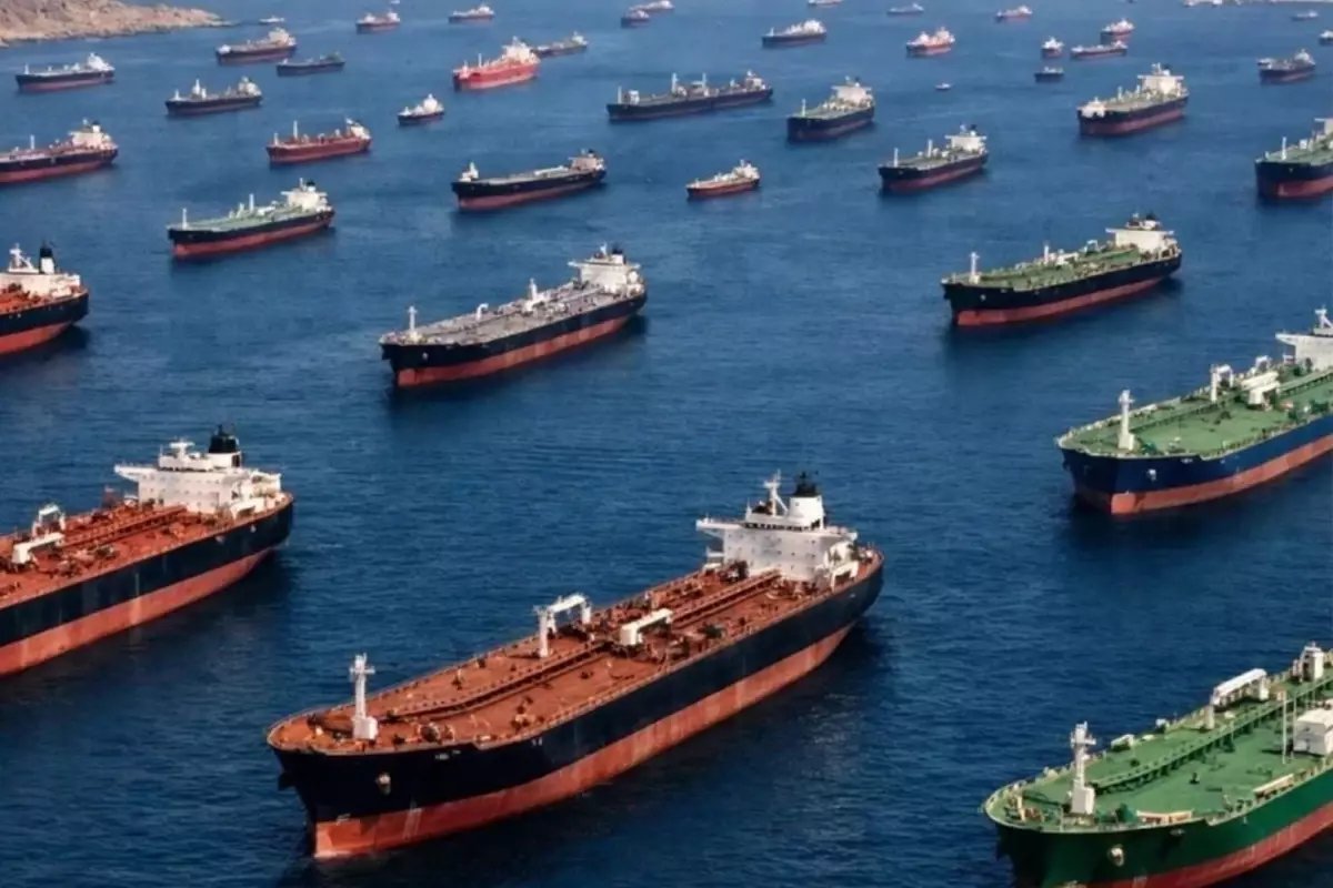 İran: Hürmüz Boğazı'nda uyarıları dikkate almayan 10 petrol tankerini vurduk