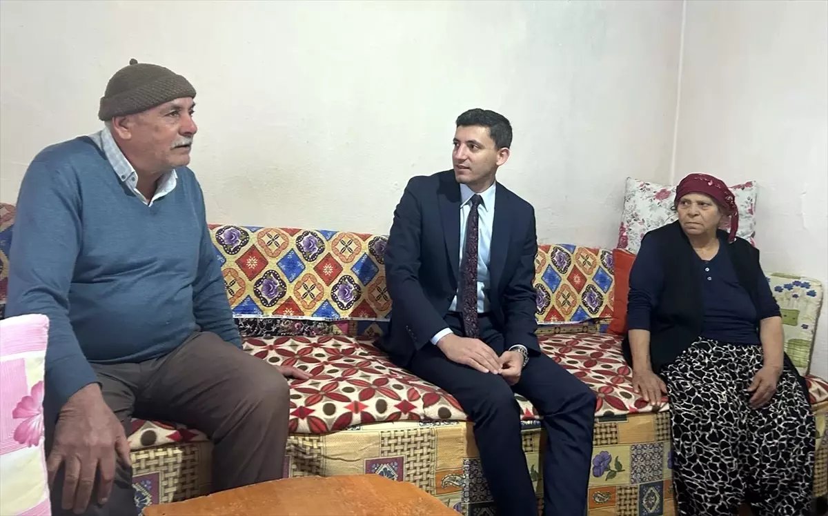 Güdül Kaymakamı Akar ziyaretlerde bulundu