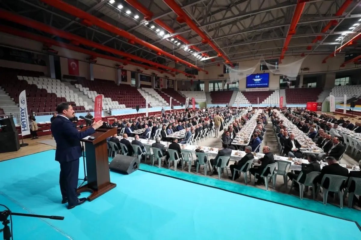 Vali Masatlı, muhtarla iftarda bir araya geldi