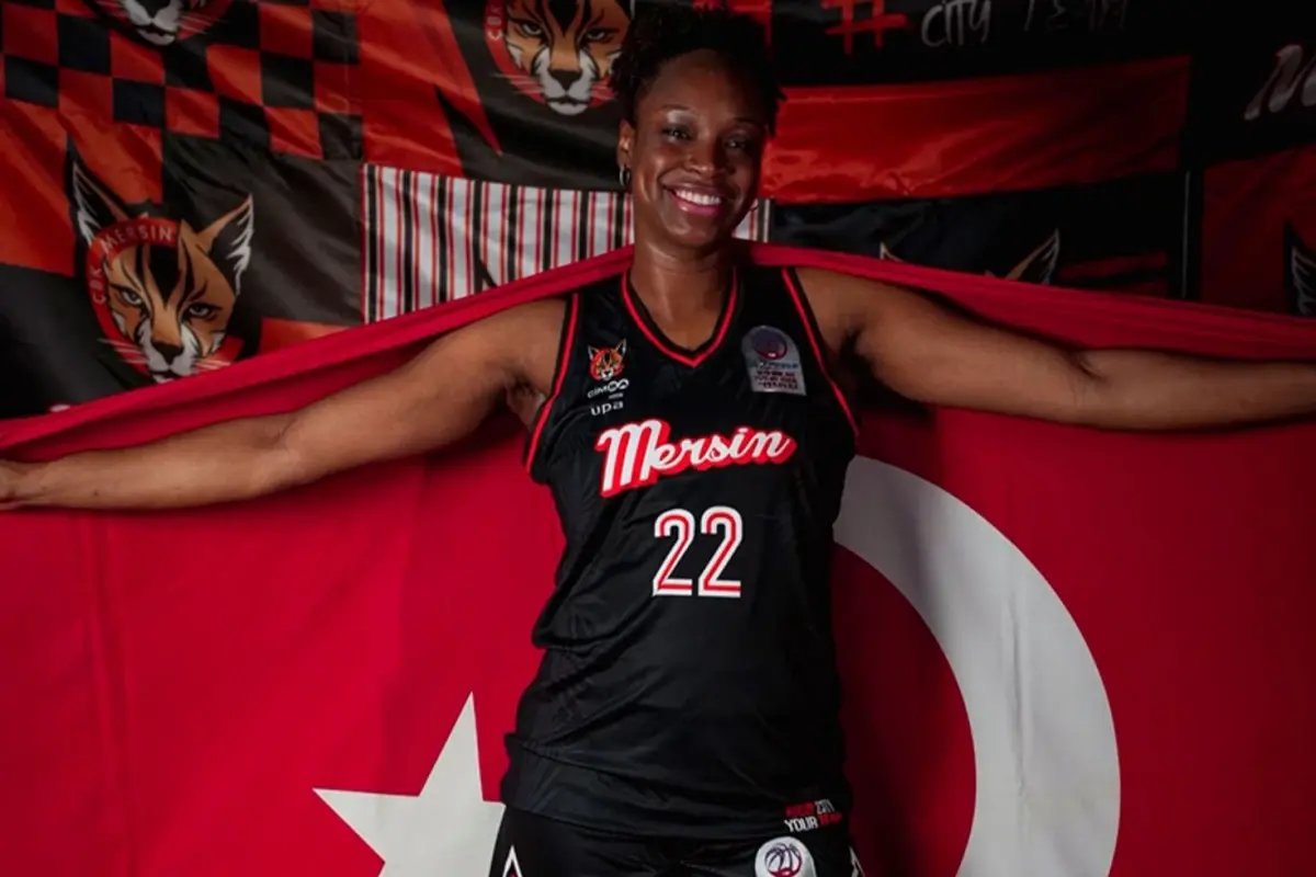 ÇBK Mersin'in yıldızı Burke, Türk vatandaşı oldu: Yeni ismi artık ''Beren''