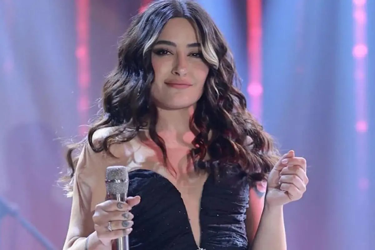 Melek Mosso Süper Lig devinin golcüsüyle fotoğraf paylaştı