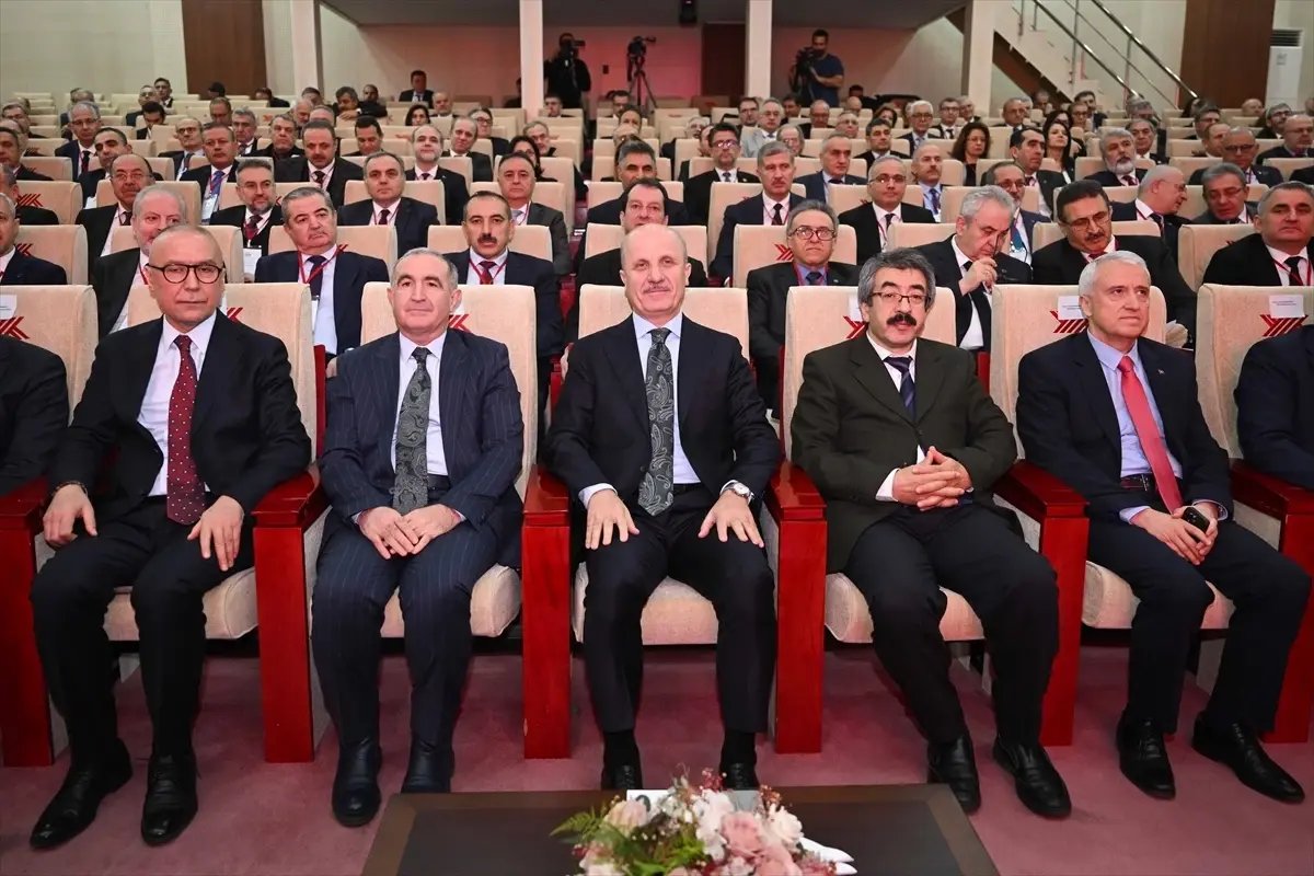 YÖK Başkanı Özvar, "Üniversitelerarası Kurul Başkanlığı Genel Kurulu" toplantısında konuştu Açıklaması
