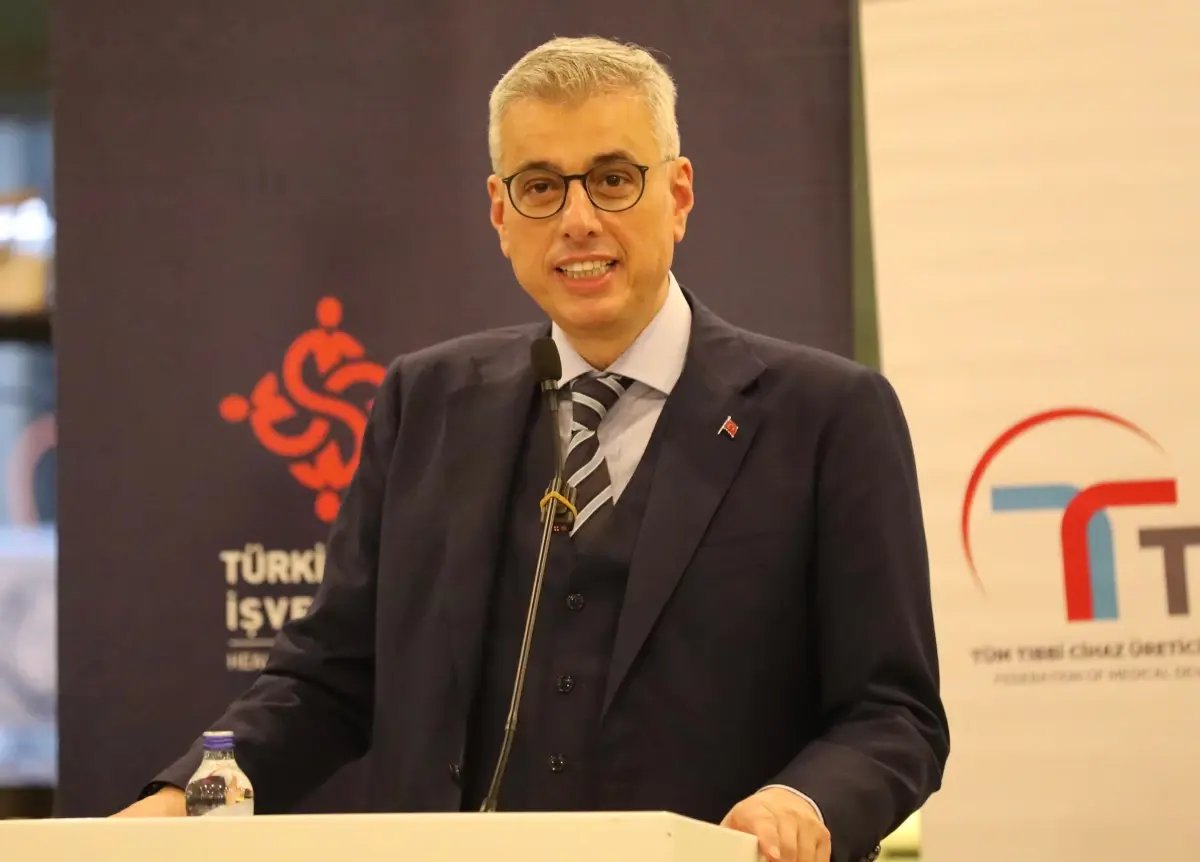 Sağlık Bakanı Memişoğlu: 'Yerli Üretimi Destekliyoruz'