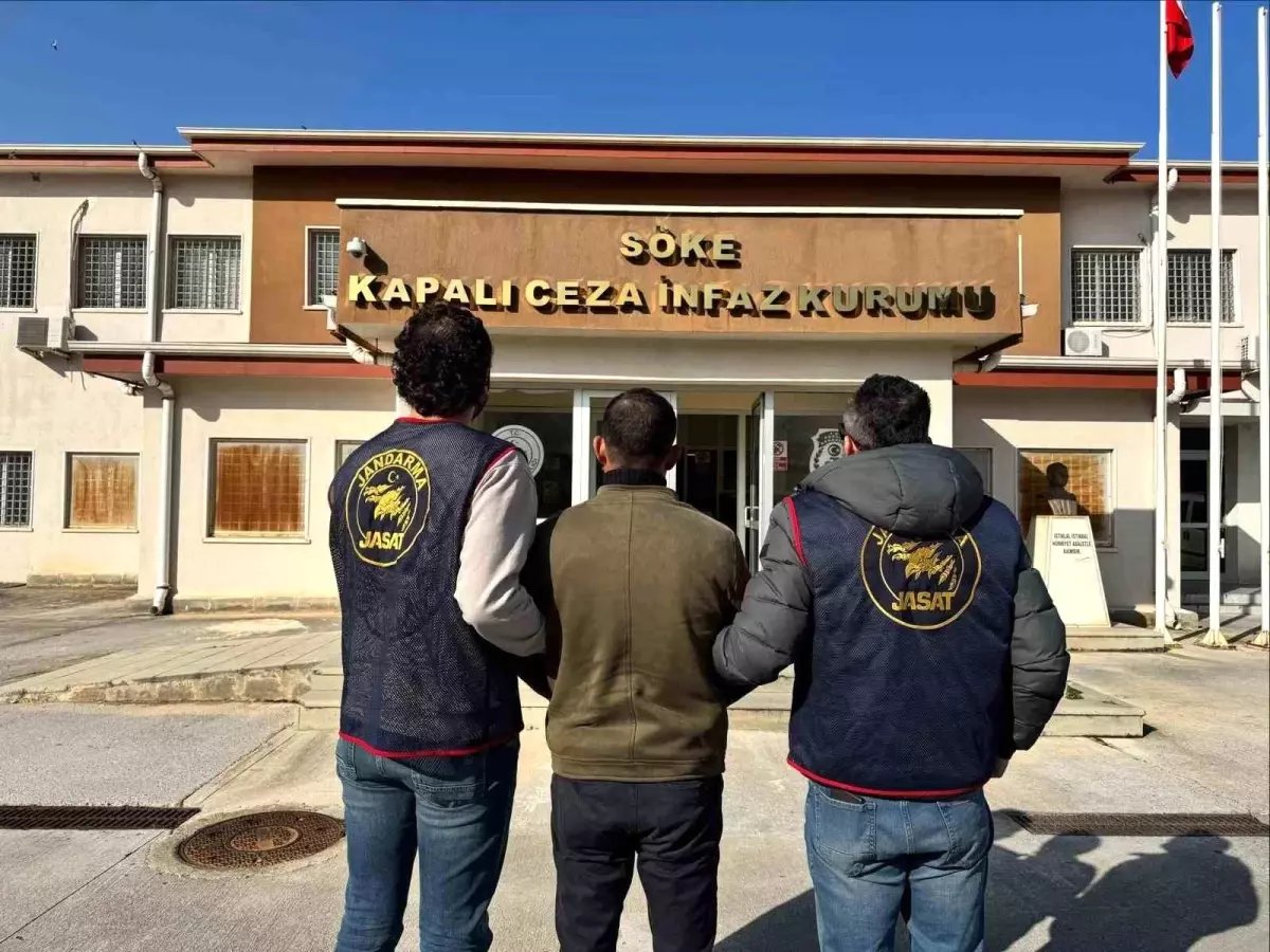 Çeşitli suçlardan aranan 3 kişi, jandarmadan kaçamadı