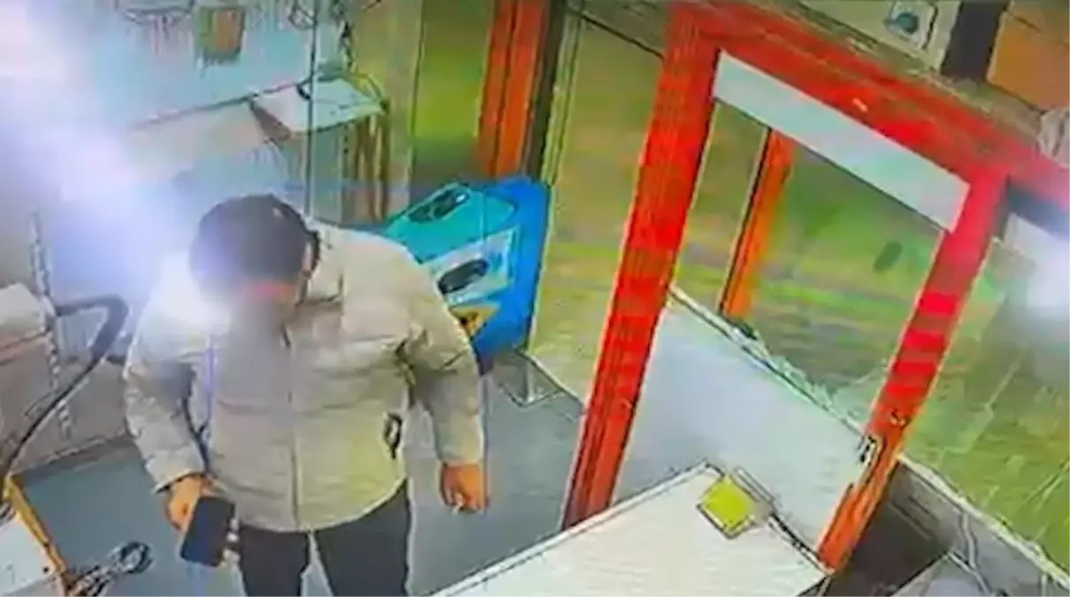 Şanlıurfa'da telefon hırsızlığı kamerada