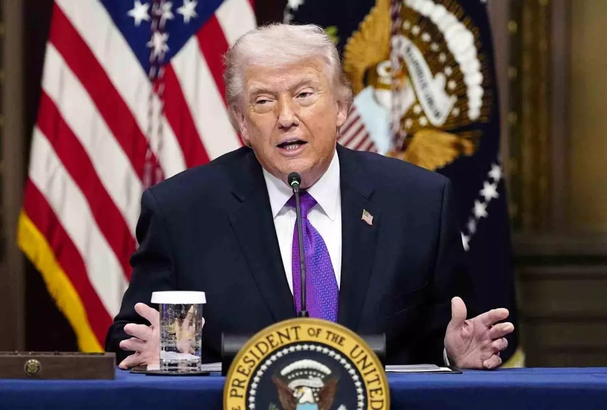 Trump, İran'da yeni dini lider seçimine dahil olmak istiyor