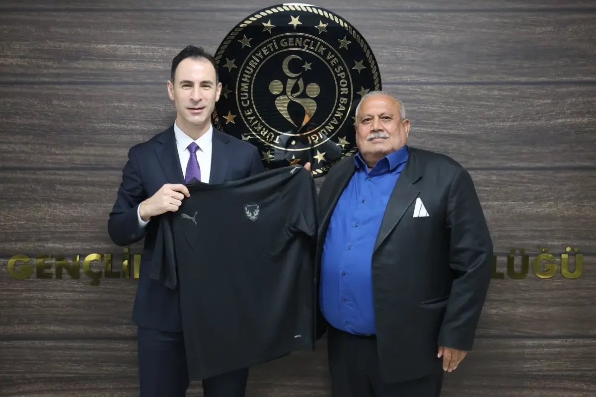 Hatayspor'un rehin tutulan malzemeleri Antakya'ya taşınıyor