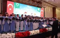 Mardin Valisi Akkoyun, yetim çocuklar ve aileleriyle iftar yaptı