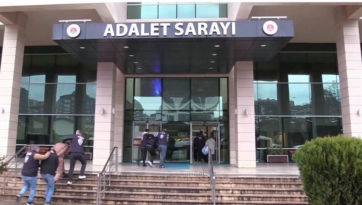 Trabzon'da Yasa Dışı Bahis Operasyonu: 4 Şüpheli Tutuklandı