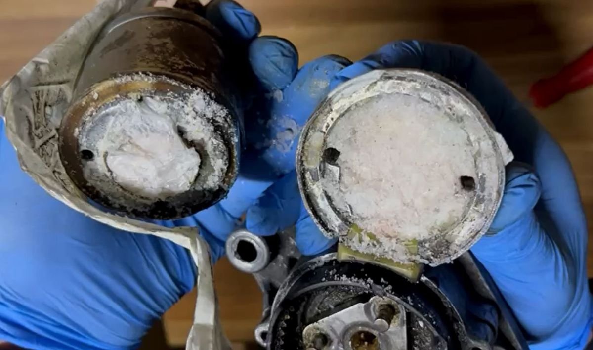 Uyuşturucuyu marş dinamosunun içine gizlemiş