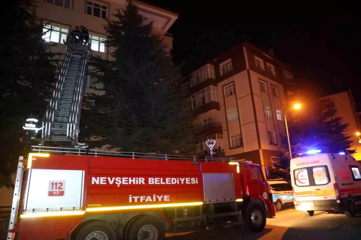 Kapıyı açmayınca ekipler seferber oldu