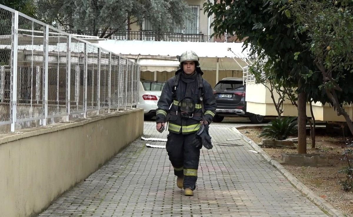 Alanya'da apartman dairesinde yangın çıktı