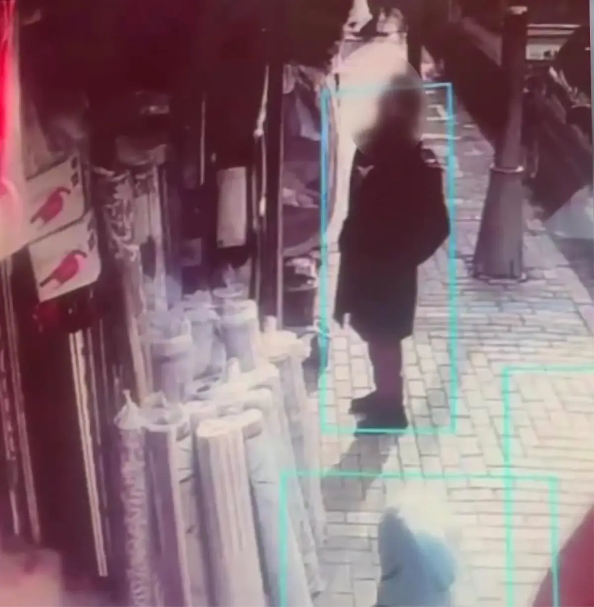 Avcılar'da 1 ayda aynı koltuk örtüsünden 5 takım çalındı: Gelsin paramı ödesin