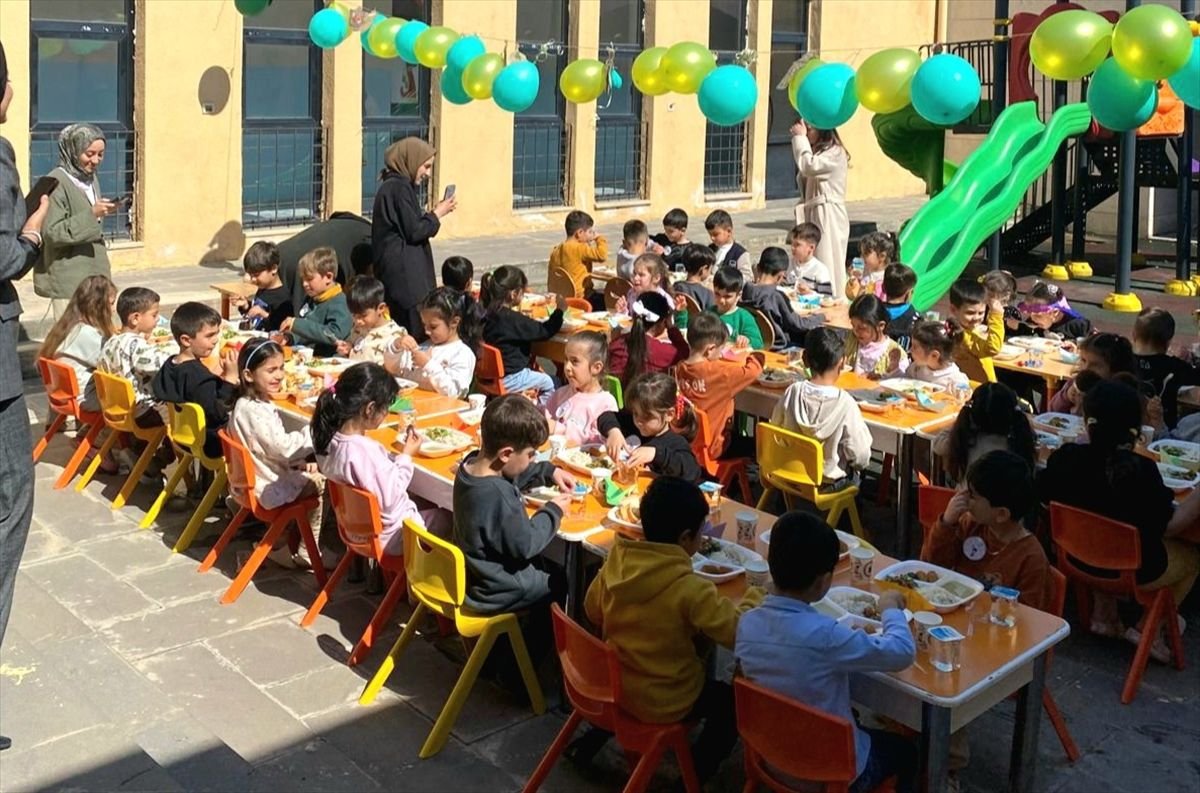 Batman'da "tekne orucu" tutan öğrenciler için iftar programı düzenlendi