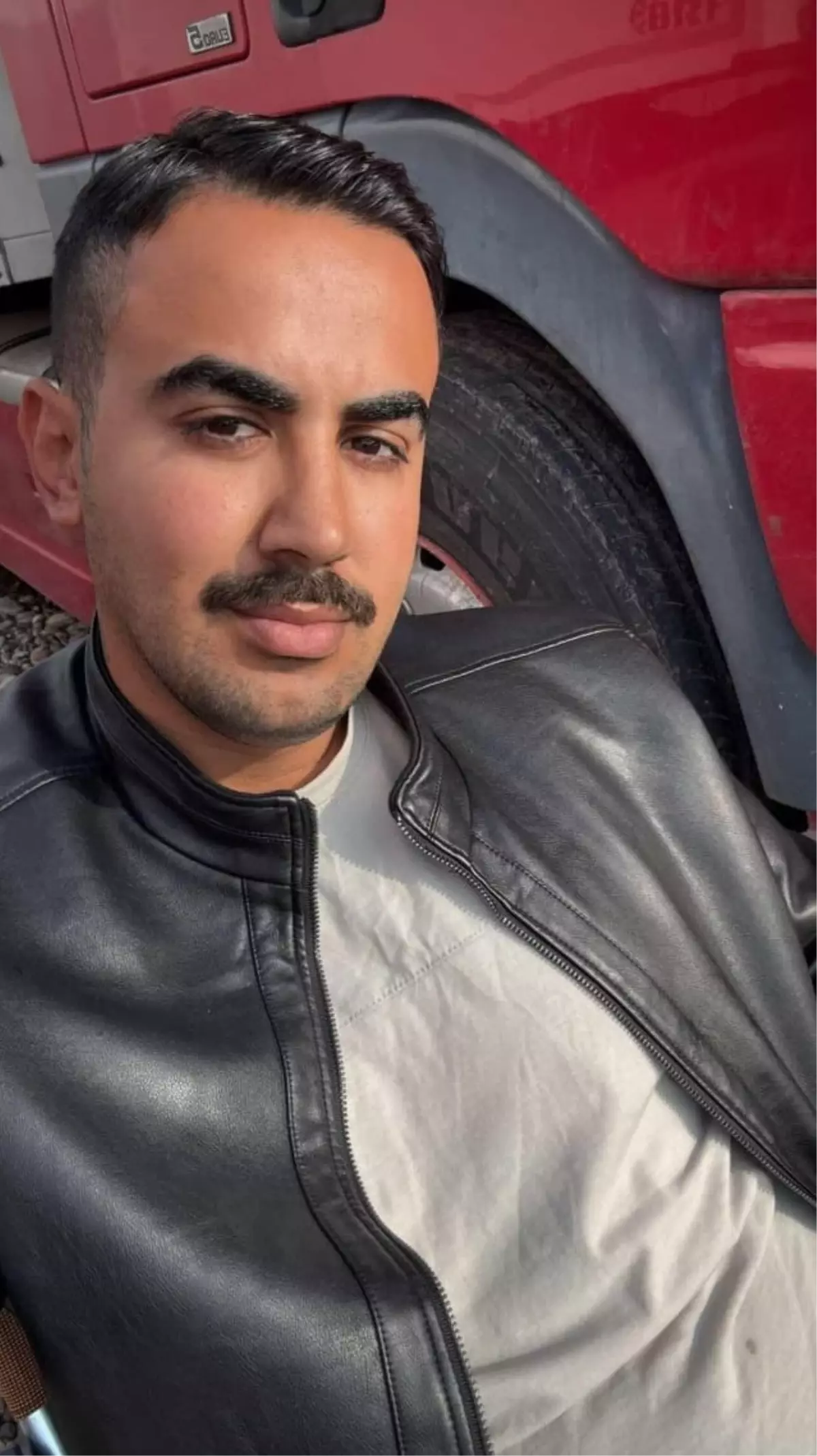 İran'da İsrail Füzesiyle Yaralanan Türk TIR Şoförü Türkiye'ye Getirilmeyi Bekliyor