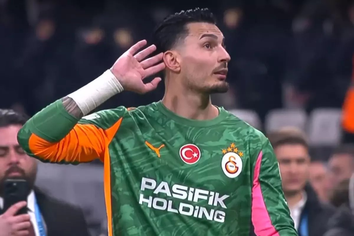 Uğurcan Çakır'ın maç sonu sevinci tepki çekti
