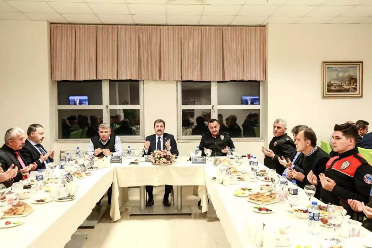 Emniyet teşkilatı iftarda buluştu: "Samsun'un huzuru için 7/24 görev başındayız"
