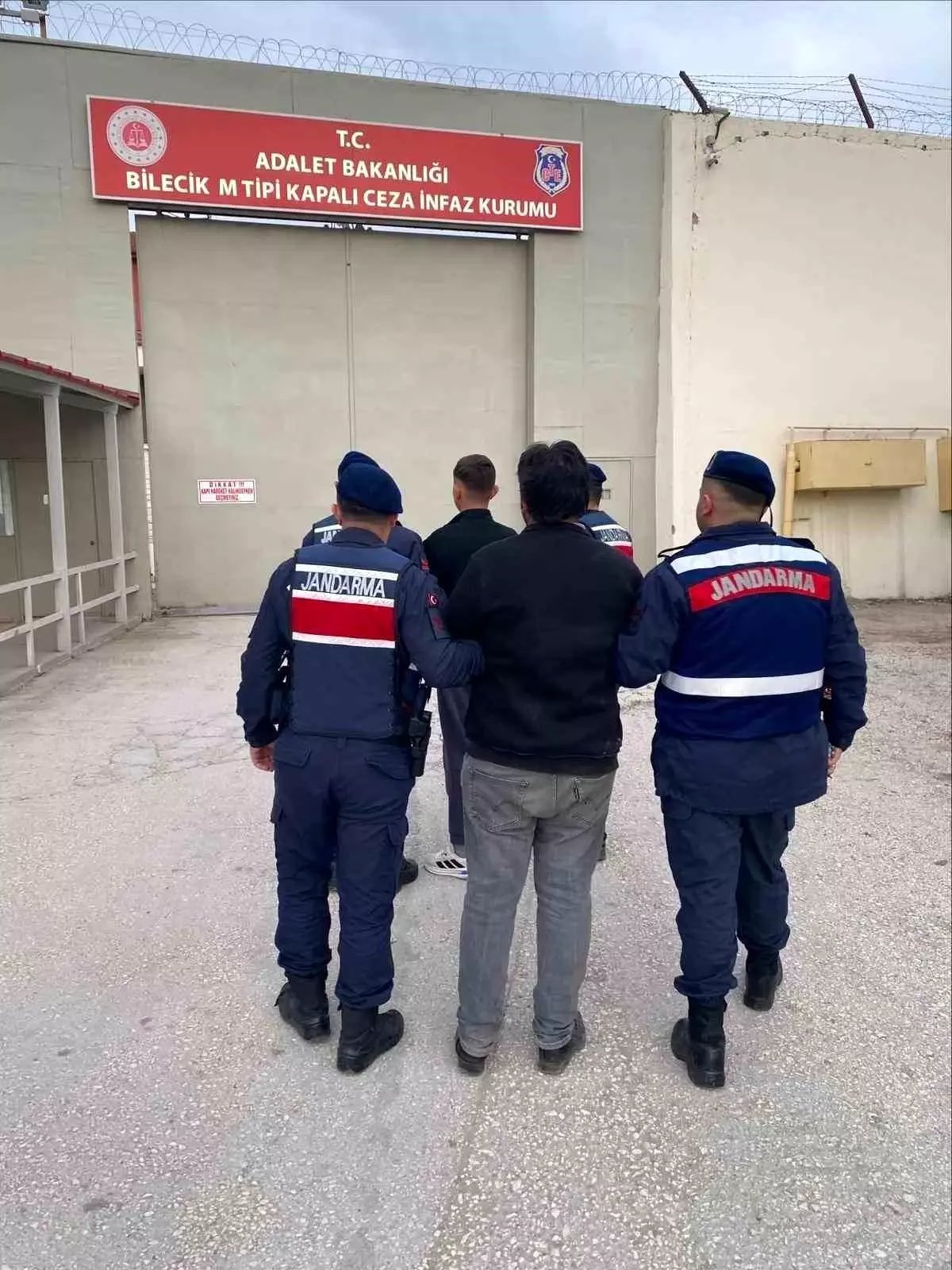 Bilecik'te 'Kadına Karşı Basit Yaralama' suçundan aranan şahıs yakalandı