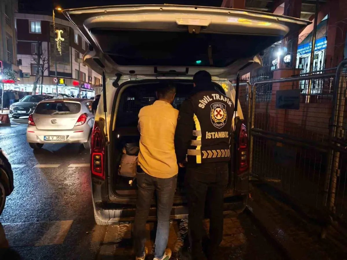 Küçükçekmece'de trafikte tartışma pahalıya patladı