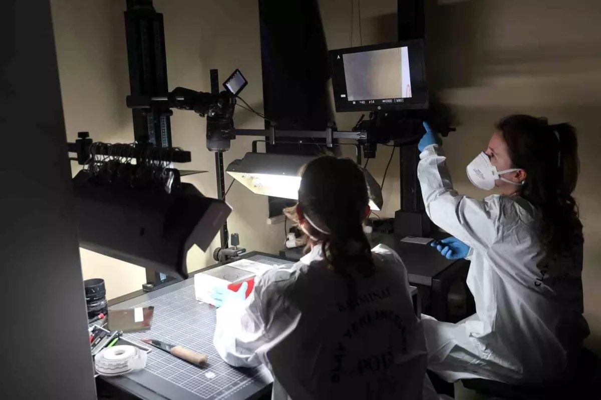 Diyarbakır Emniyeti'nin bu birimindeki kadınlar detaycılıklarıyla olayları aydınlatıyor