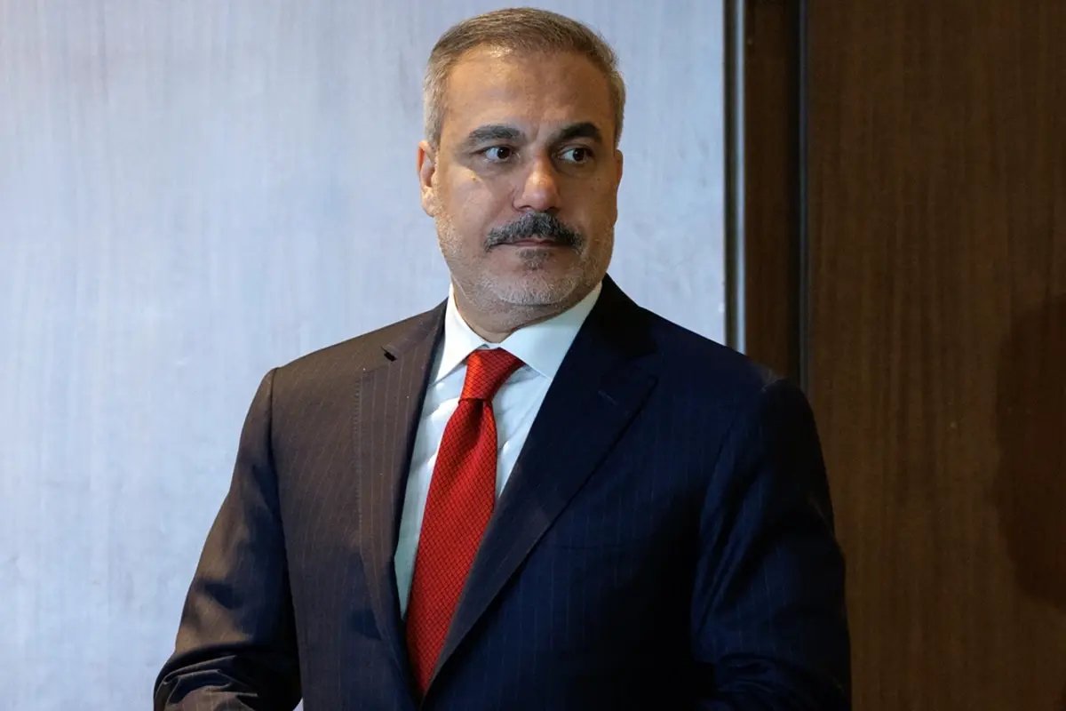 Türkiye'de düşürülen füzeyle ilgili Bakan Fidan'dan açıklama: İran'a "Dikkat edin, maceraya atılmayın" dedik