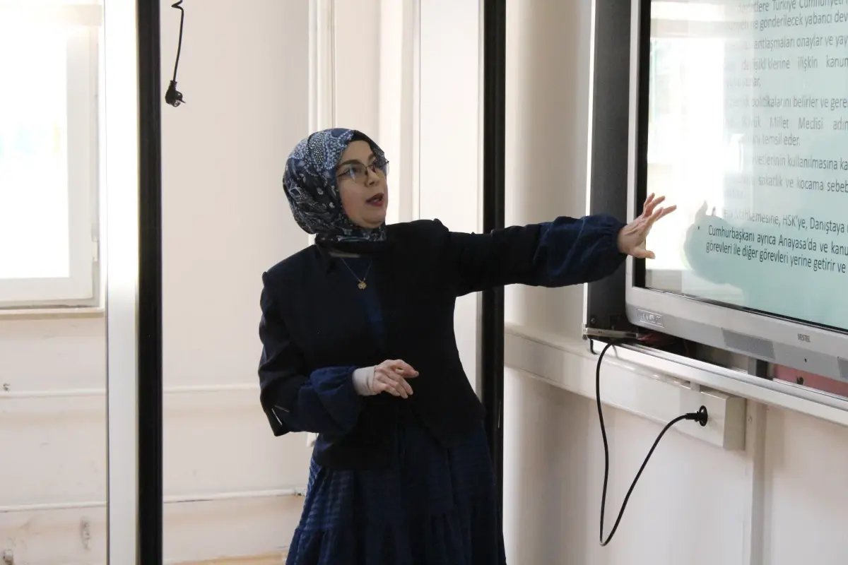 Doğuştan Engelli Öğretmenin Başarı Hikayesi