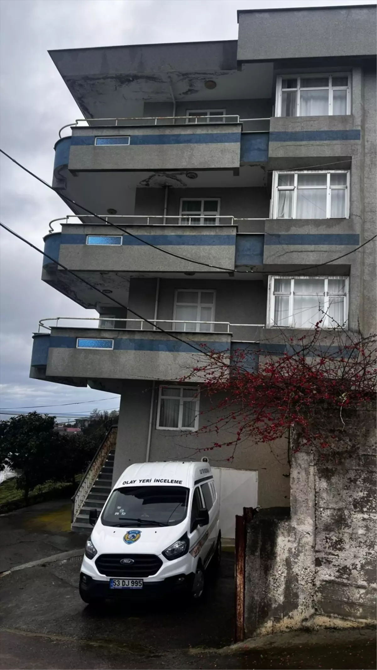 Rize'de sobadan sızan gazdan zehirlenen kişi öldü, eşi tedavi altına alındı