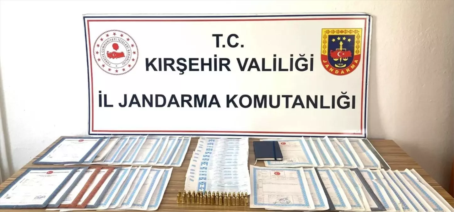 Kırşehir'de tefecilik operasyonunda 3 şüpheli yakalandı