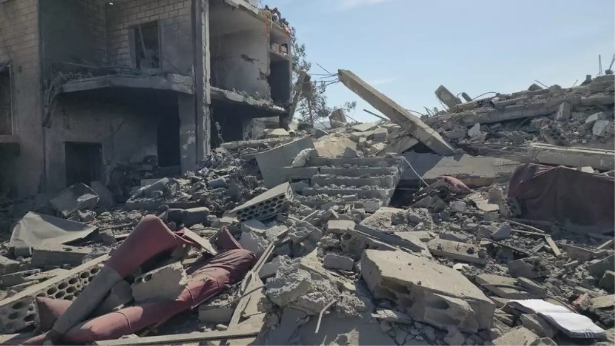 Lübnan Sağlık Bakanlığı: İsrail saldırılarında hayatını kaybedenlerin sayısı 394'e yükseldi