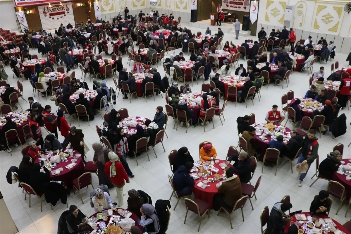 Siirt'te Türk Kızılay tarafından iftar programı düzenlendi