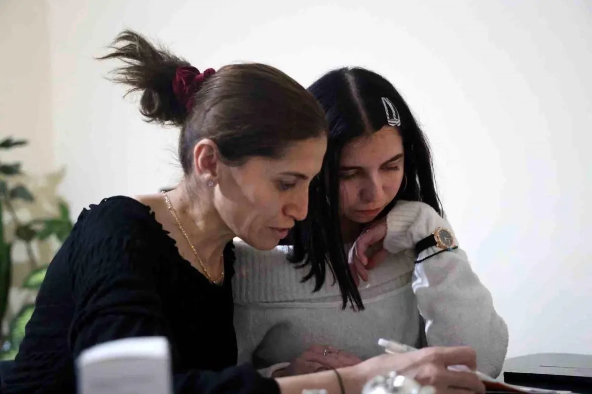 16 ameliyata rağmen hayata tutundu