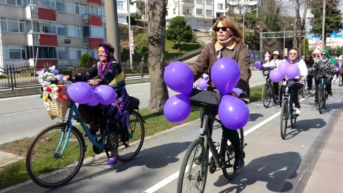 Ordu'da kadınlar 8 Mart dolayısıyla pedal çevirdi