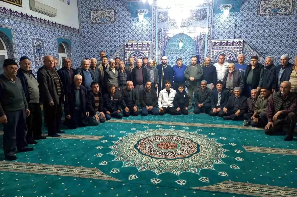 Sarıcakaya Müftüsü Altunbaş, Kapıkaya Mahallesi sakinleriyle iftarda buluştu