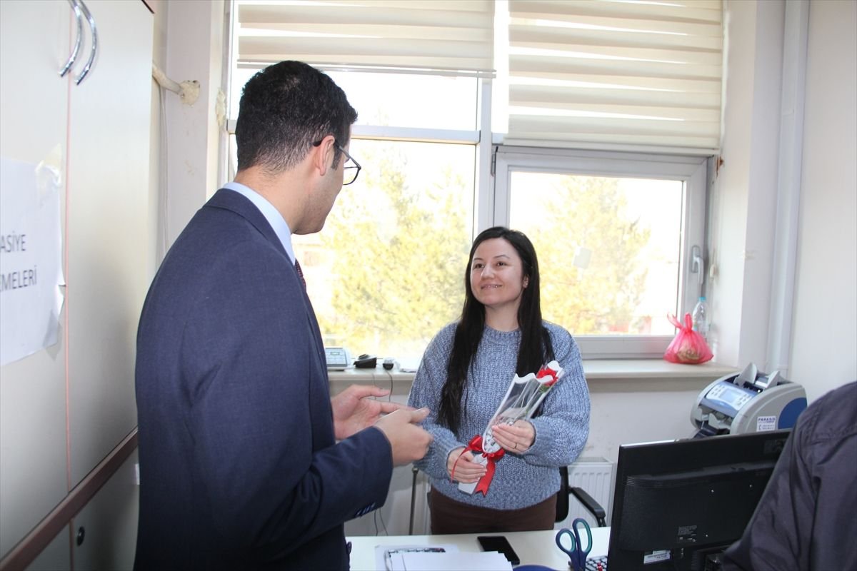 Yalıhüyük Kaymakamı Çelik, Dünya Kadınlar Günü'nü kutladı