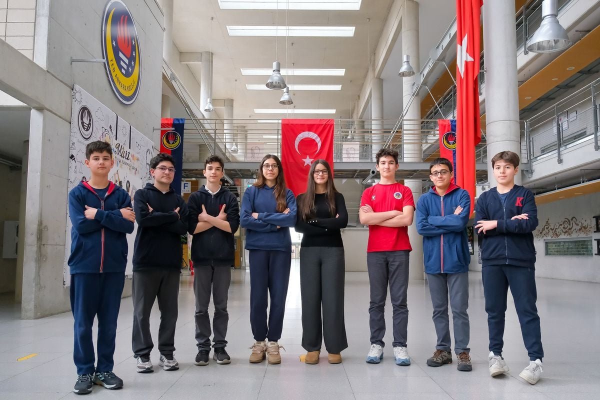 TED Ankara Koleji öğrencileri STEM Olimpiyatları'nda derece elde etti