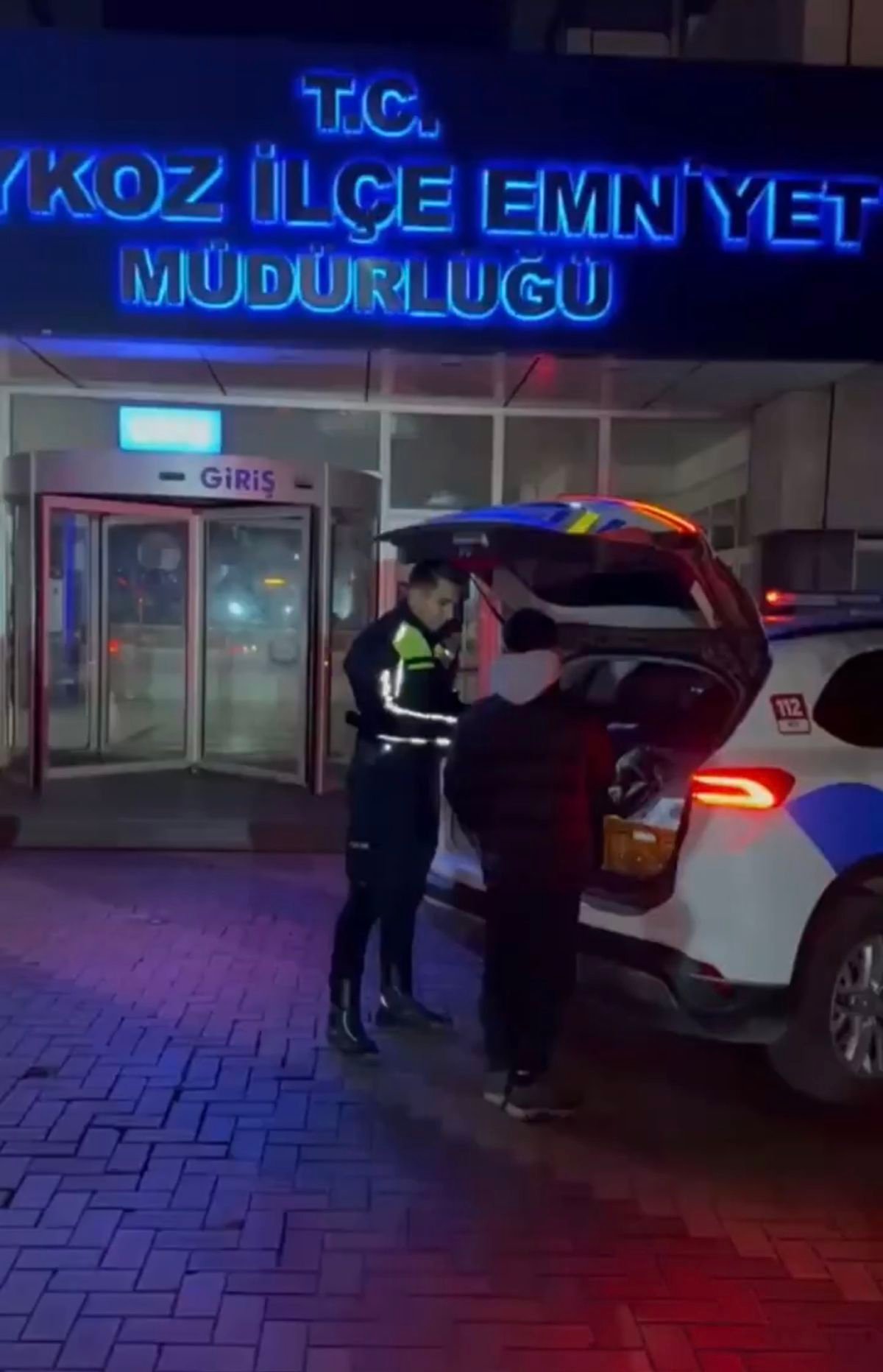 Beykoz'da Abart Egzoz Kullanan Motosiklet Sürücüsüne Yüksek Cezai İşlem