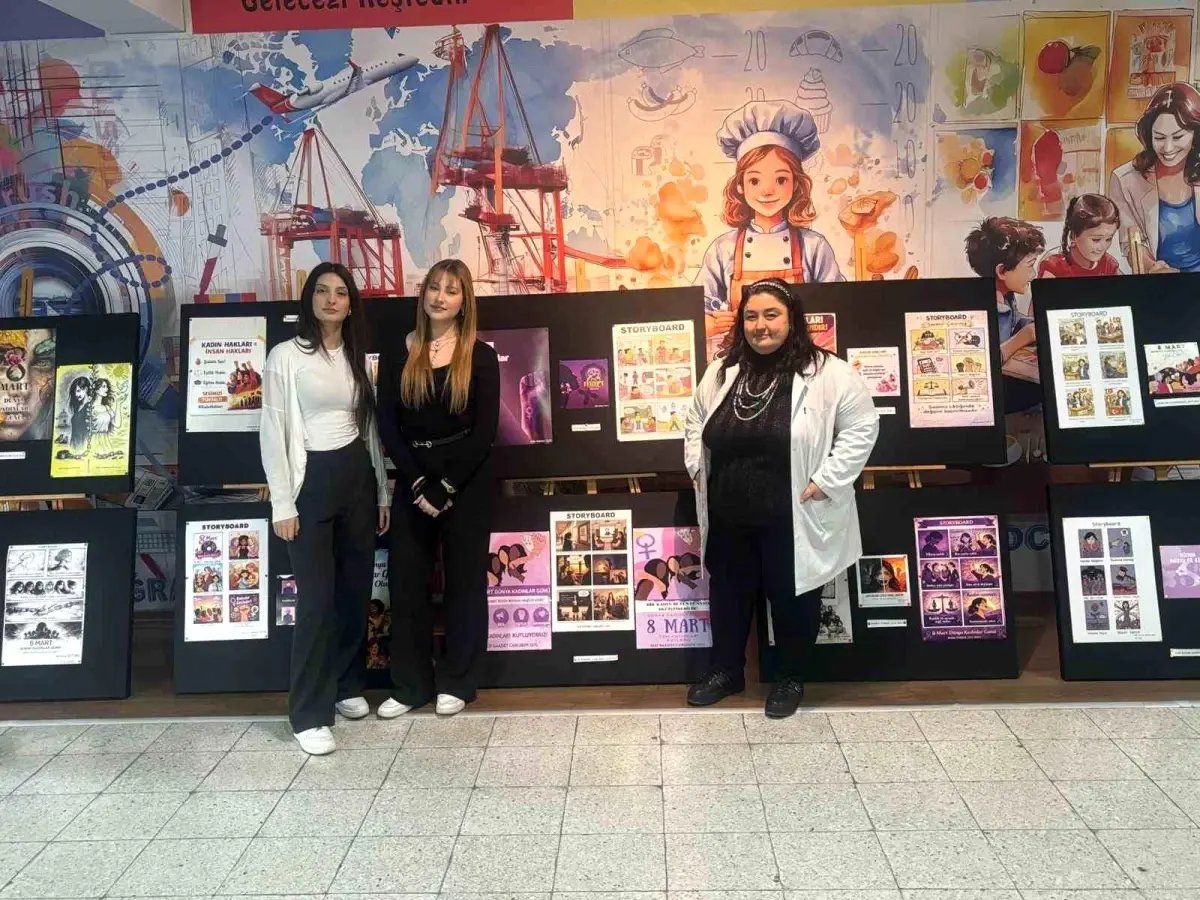 Liseli öğrencilerden 8 Mart'a anlamlı sergi